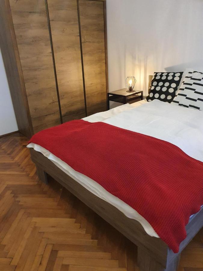 Moti Apartments Krasków Εξωτερικό φωτογραφία