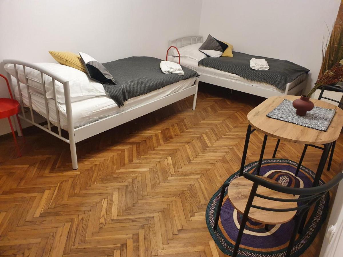 Moti Apartments Krasków Εξωτερικό φωτογραφία