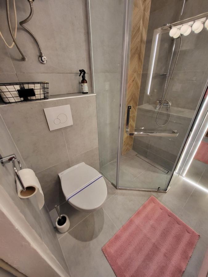 Moti Apartments Krasków Εξωτερικό φωτογραφία